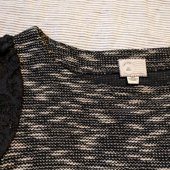 Anthropologie Postmark 9-H15 STCL Marled Laced Sleeve Tunic Size S - Picture 4 of 8